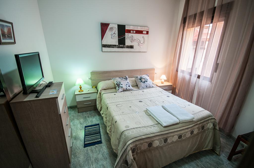 Apartamento Rincon Del Salvador 2 Plasencia Exterior foto